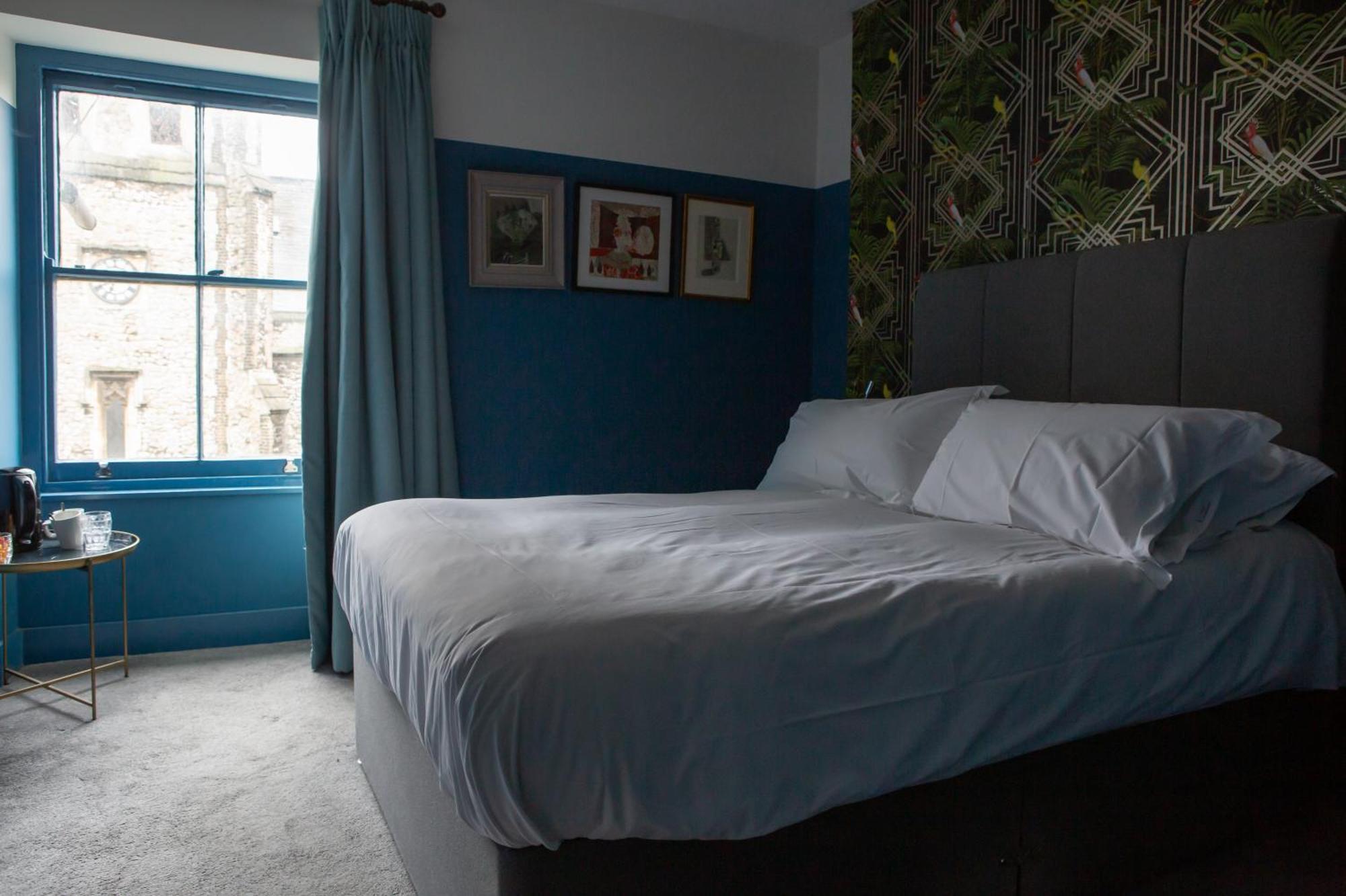 The Crown Rooms ロンドン エクステリア 写真